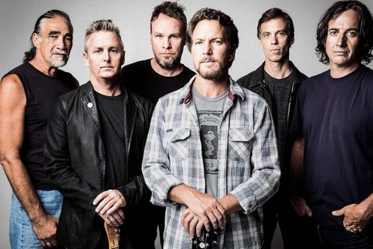 Pearl Jam: A História da Banda que Moldou o Grunge.
