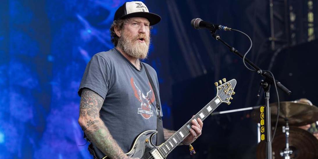 Leia mais sobre o artigo A Morte de Brent Hinds: Guitarrista do Mastodon em Acidente.