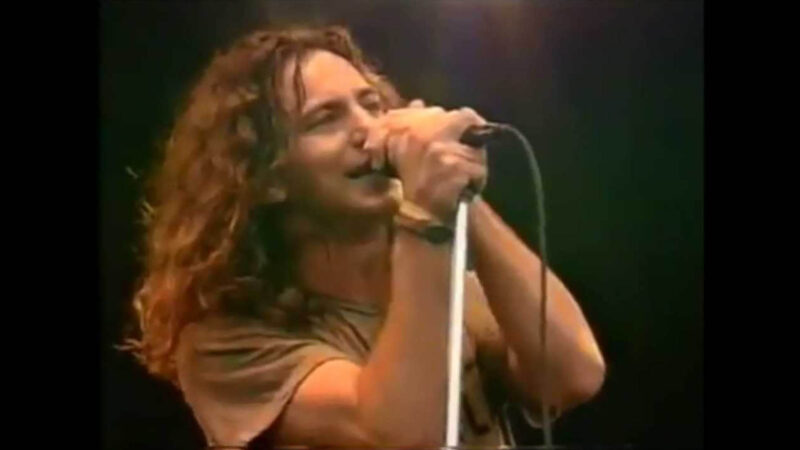 O significado oculto de “Alive”: por que o clássico do Pearl Jam ainda desperta debates