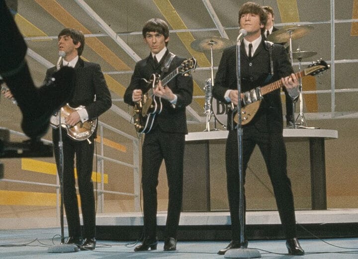 Muito além dos Beatles: 7 impactos reais da Invasão Britânica nos EUA