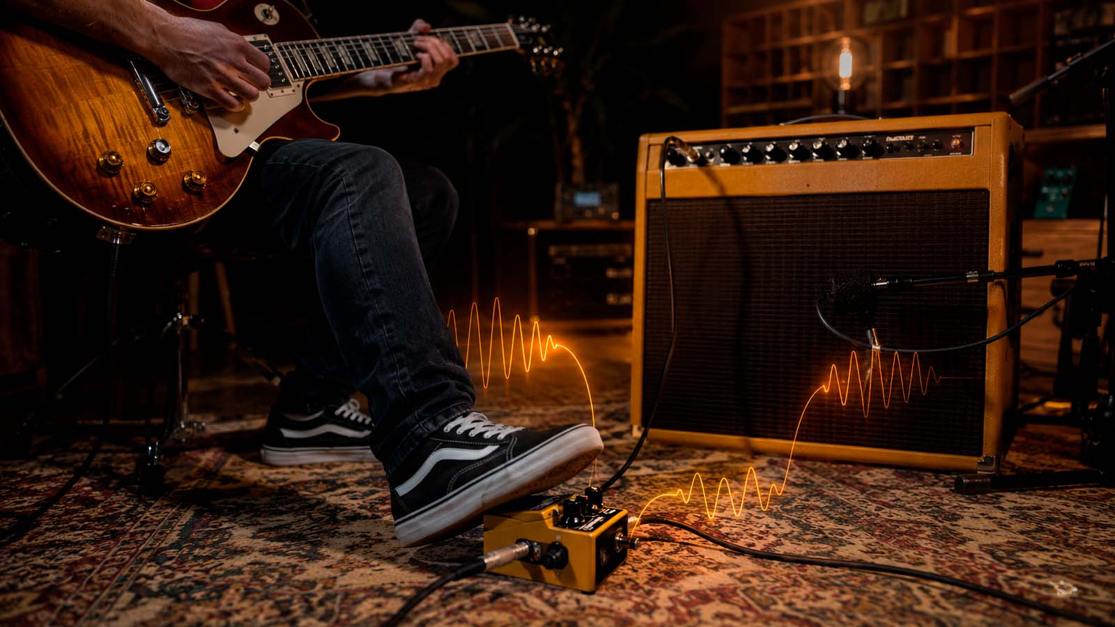 Gravar guitarra pesada sem embolar: por que o excesso de ganho destrói seu timbre